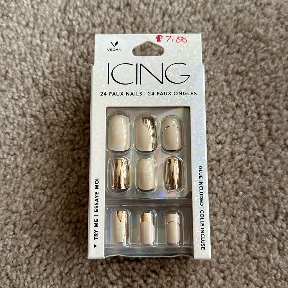 Cute nails in the brand icing